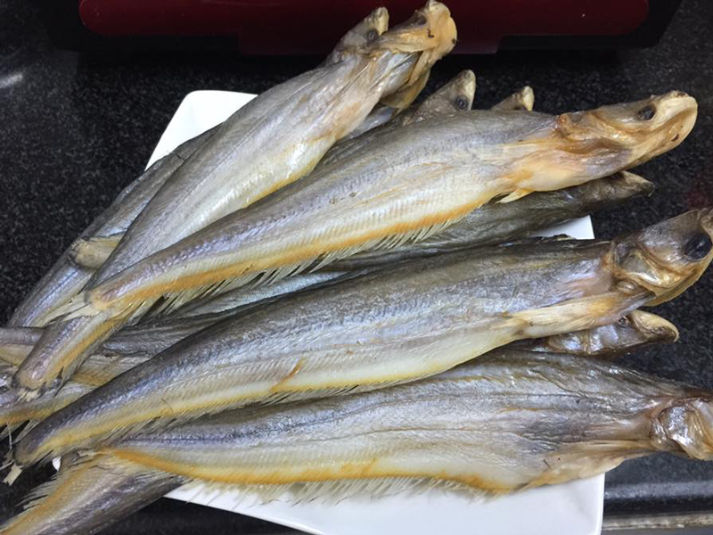 Khô cá trèn kết