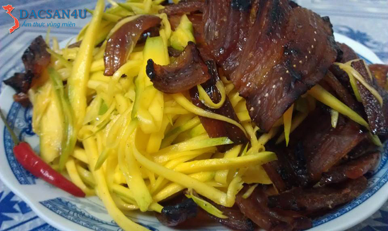 Khô rắn gỏi xoài