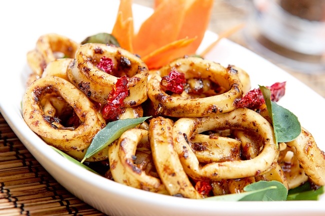 mực xào sa tế